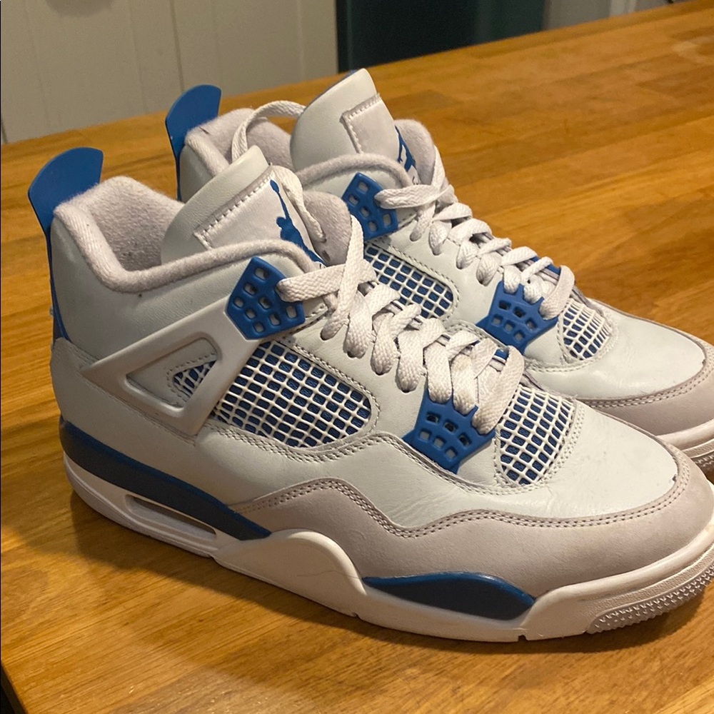 Jordan 4 military blue